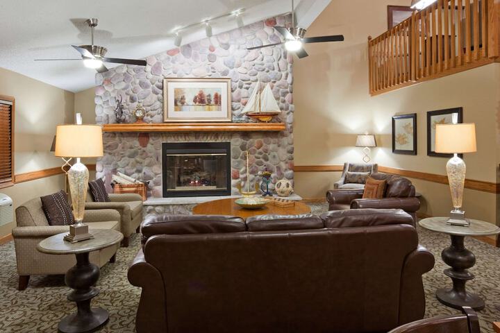 Hotel Interior 16 of 76