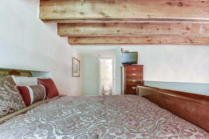 Room 46 of 58