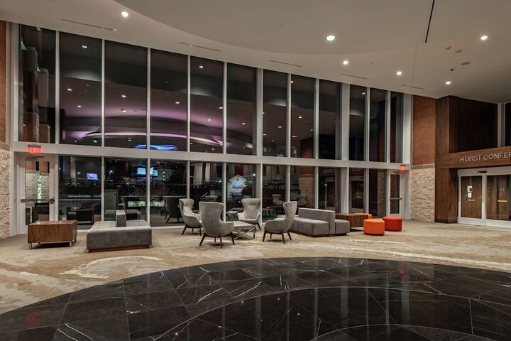 Hilton Garden Inn Dallas at Hurst Conference Center