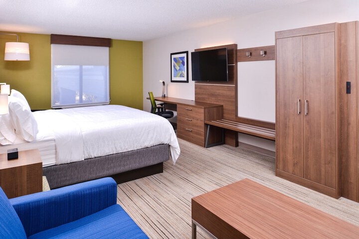 Room 38 of 67