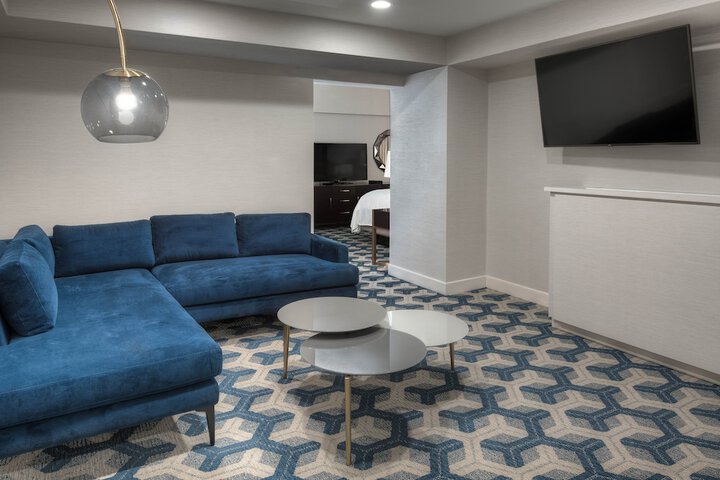 Room 26 of 104