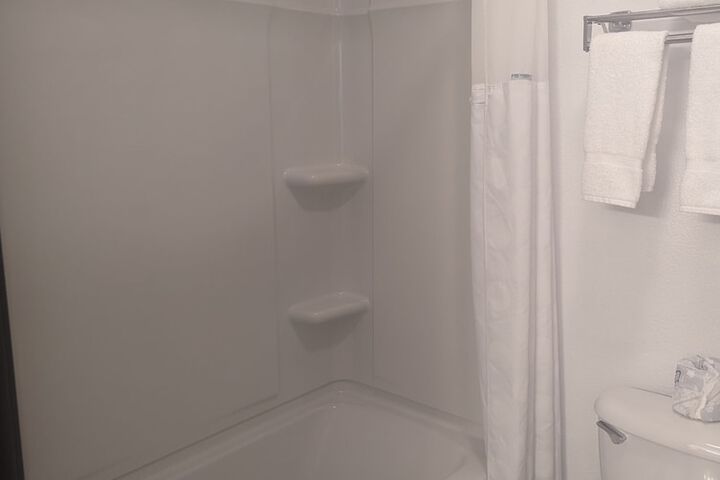 Room 42 of 47