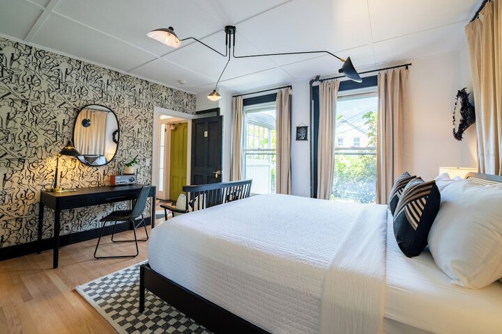 Room 90 of 130
