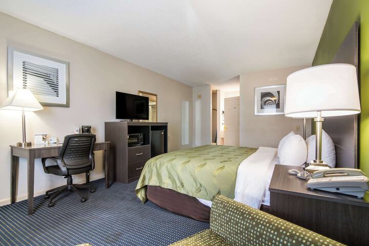 Room 19 of 50