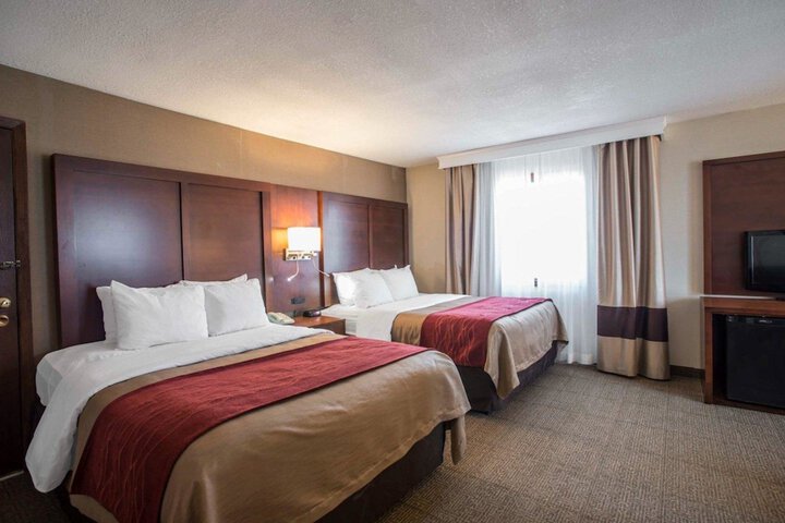 Quality Inn & Suites Boonville - Columbia