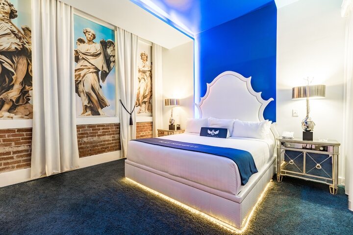 Room 20 of 98