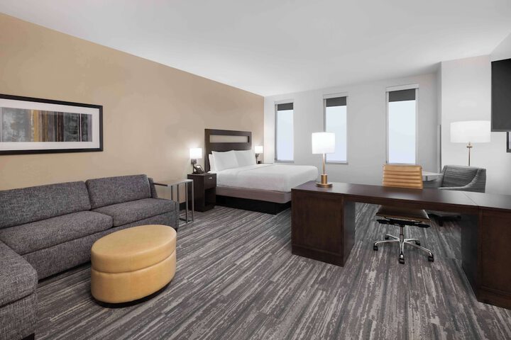 Room 28 of 54