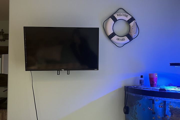Room 13 of 33