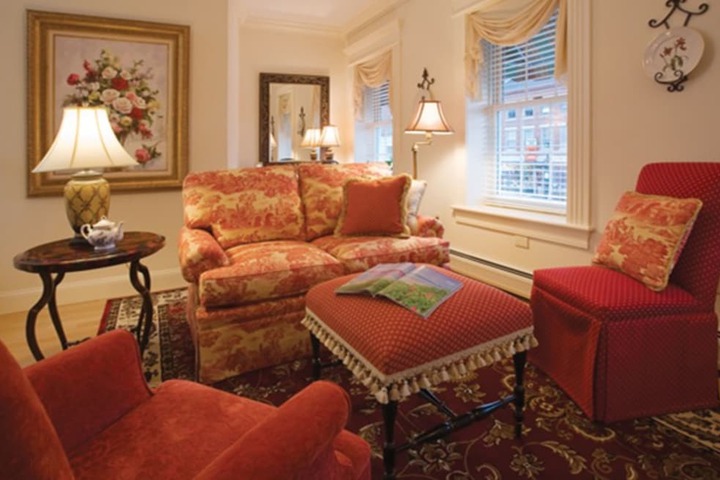 Belfast Bay Inn