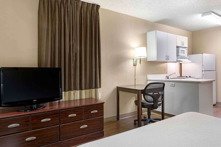 Room 15 of 29