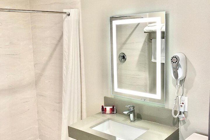 Room 19 of 27