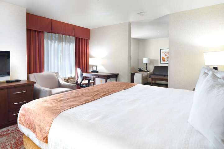 Room 16 of 30