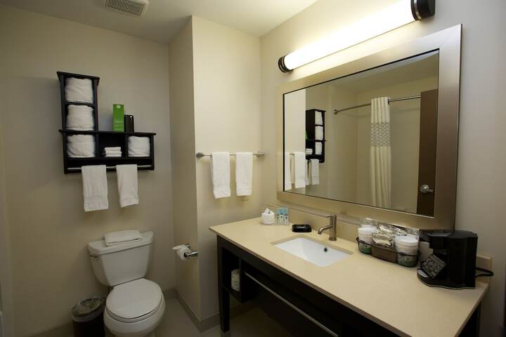 Room 29 of 48