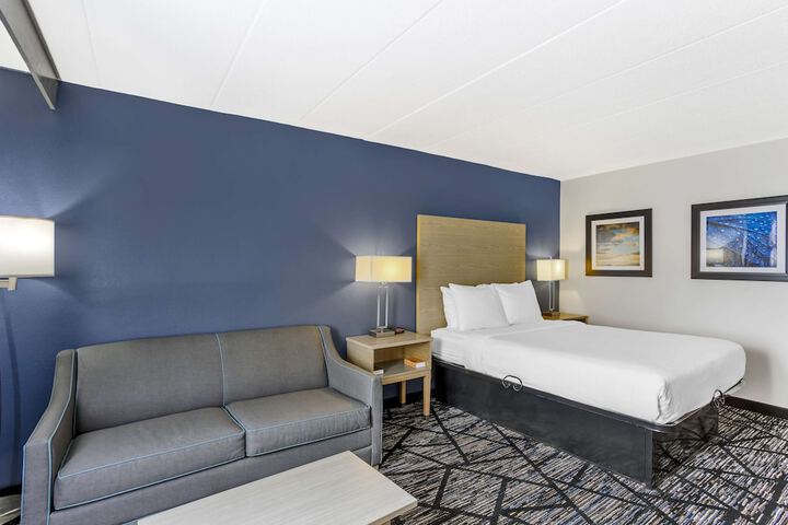 Room 22 of 50