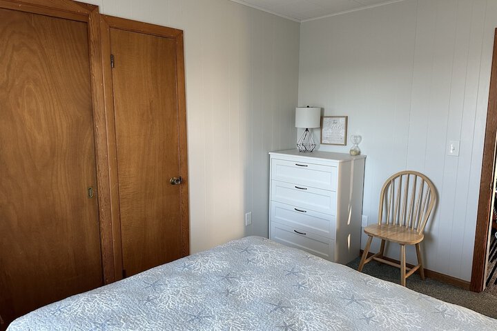 Room 72 of 96