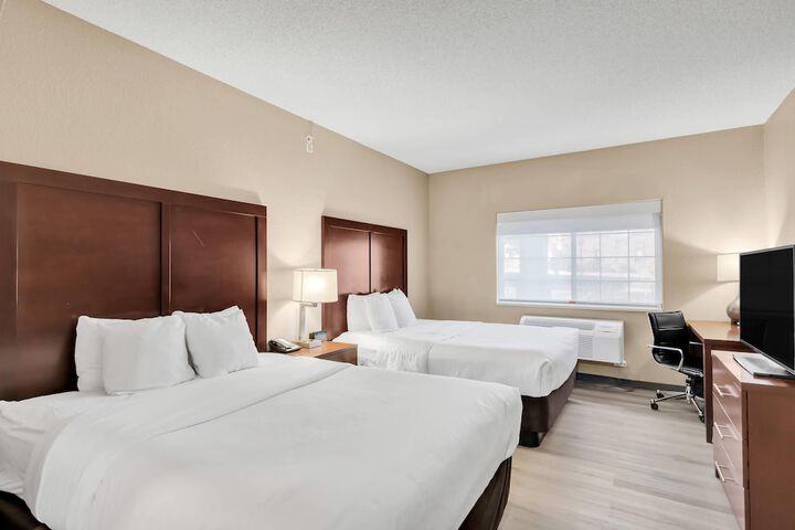 Comfort Suites Lakewood - Denver