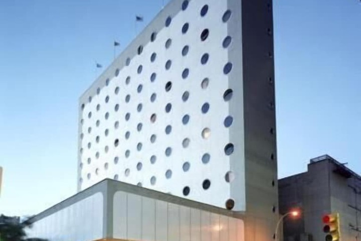 Hotel 2 of 34