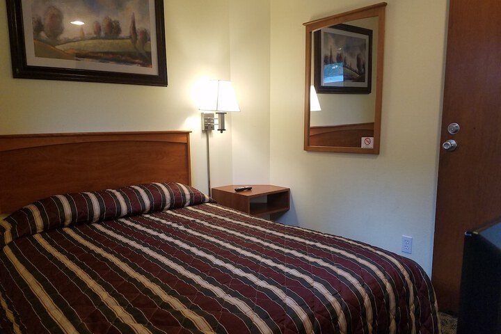 Room 52 of 120