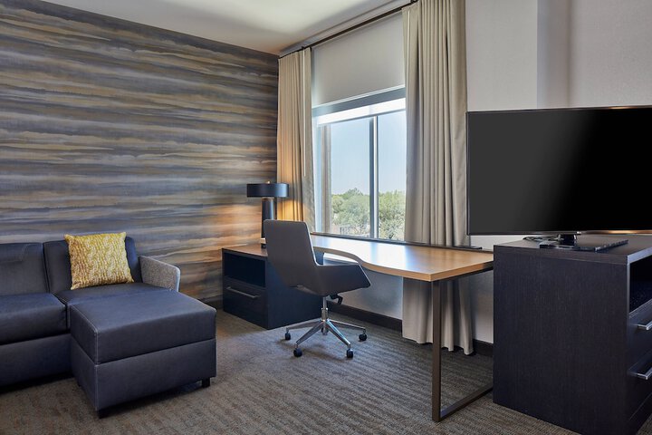 Room 34 of 63