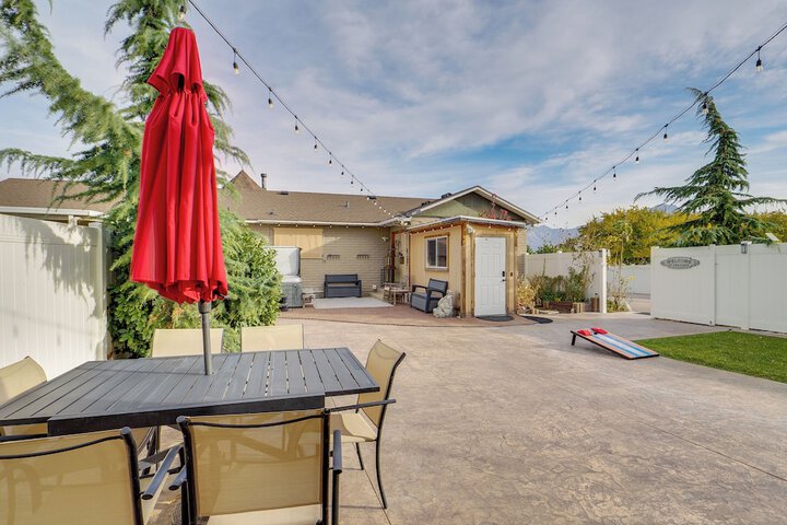 Game Room + Hot Tub: Salt Lake City Area Apt