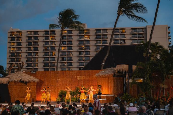 Royal Lahaina Resort & Bungalows