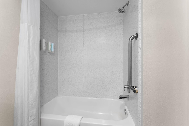 Quality Inn Sandersville