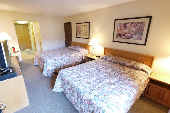 Room 10 of 17