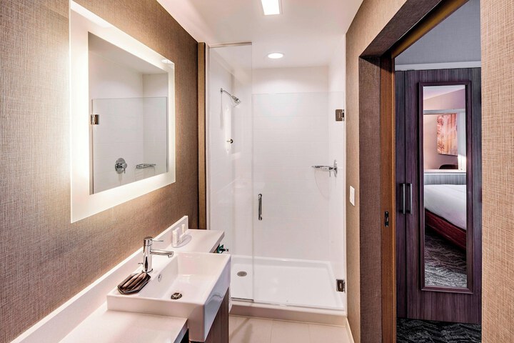 Room 28 of 57