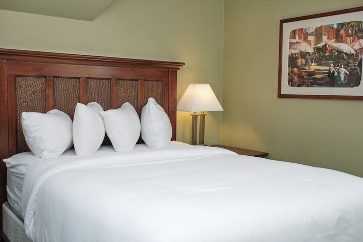Room 42 of 185
