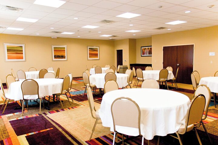 Fairfield Inn & Suites Hutchinson