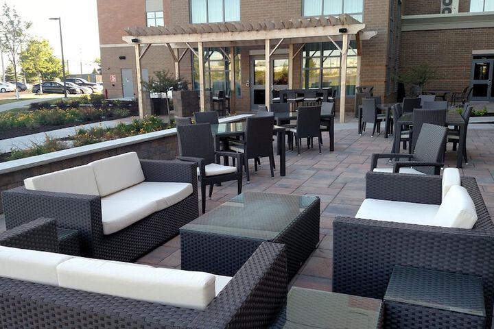 Terrace/Patio 34 of 35