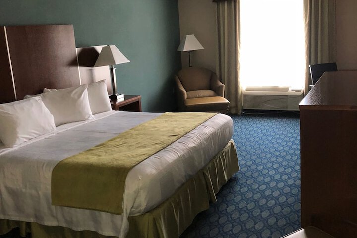 Room 35 of 54