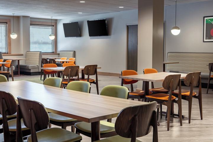 Holiday Inn Rock Island by IHG
