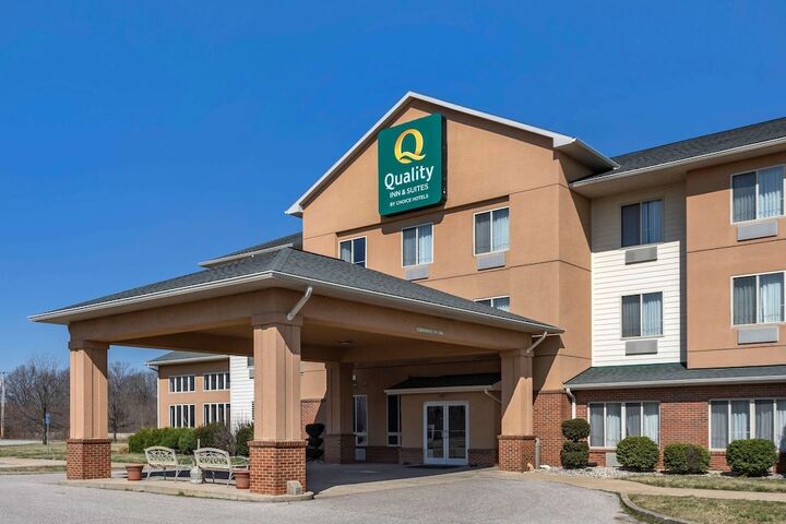 Hotel 4 of 33