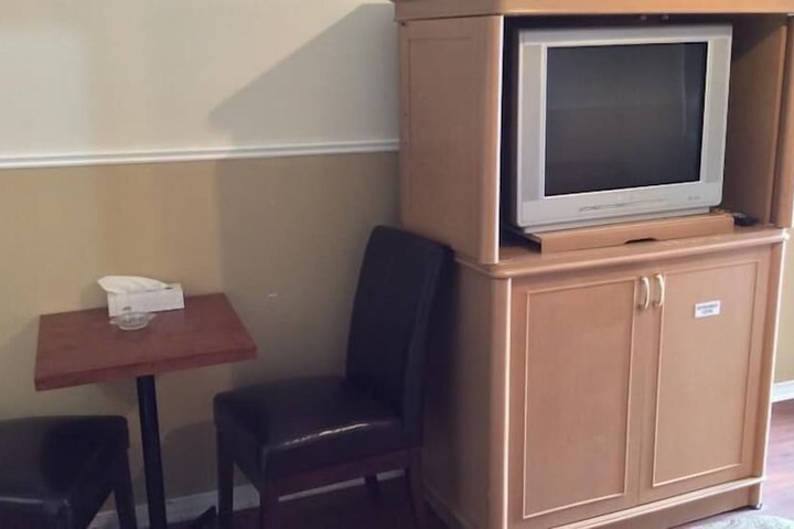 Room 18 of 35