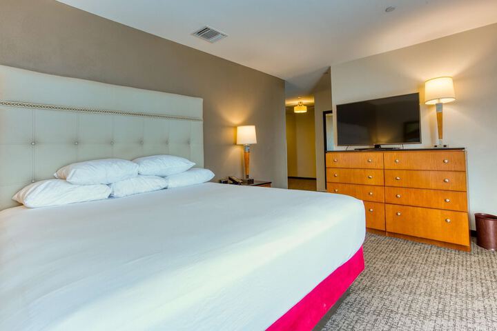 Room 119 of 168