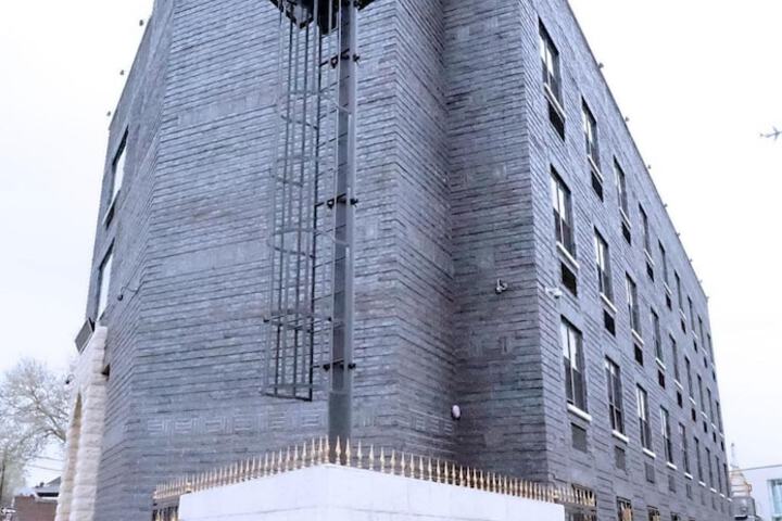 Hotel 5 of 61