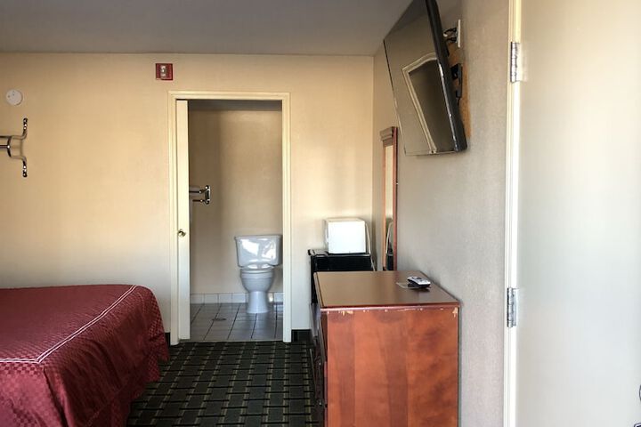 Room 3 of 15