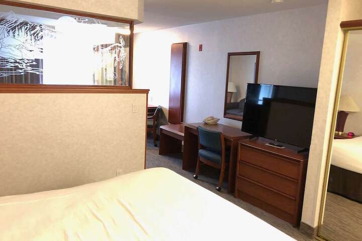 Room 17 of 18