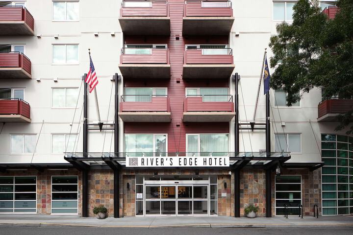 Hotel 3 of 35
