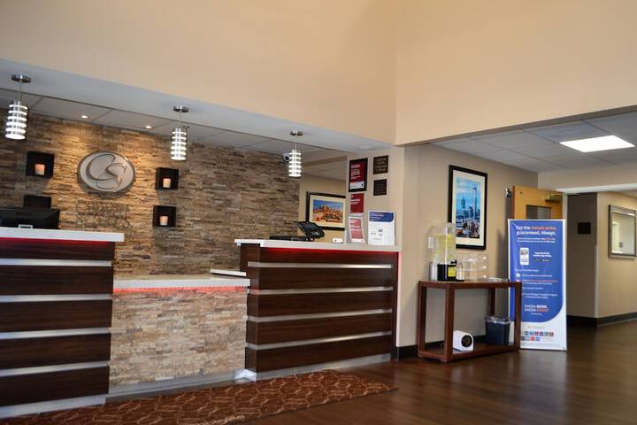 Hotel Interior 11 of 43