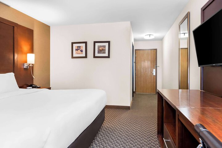 Room 12 of 35