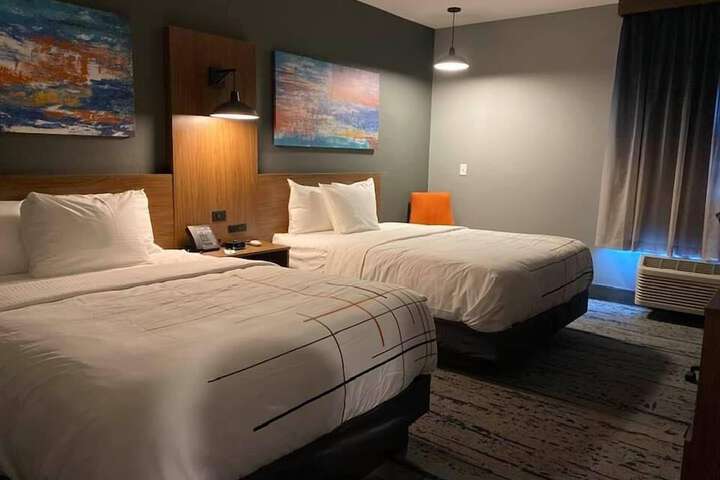 Room 26 of 63