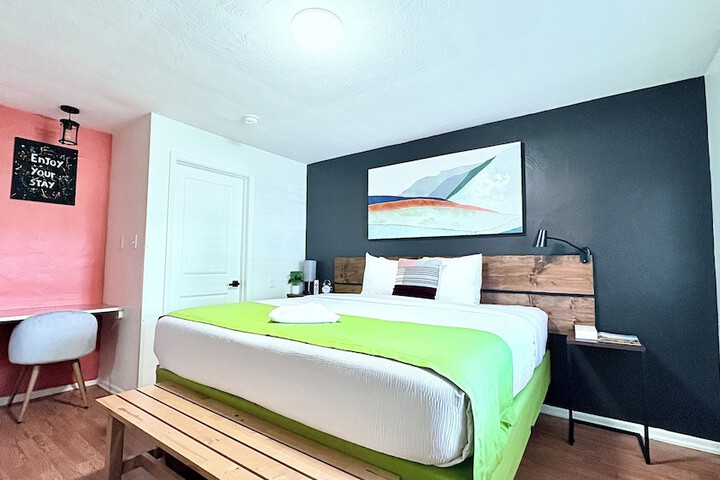 Room 34 of 54