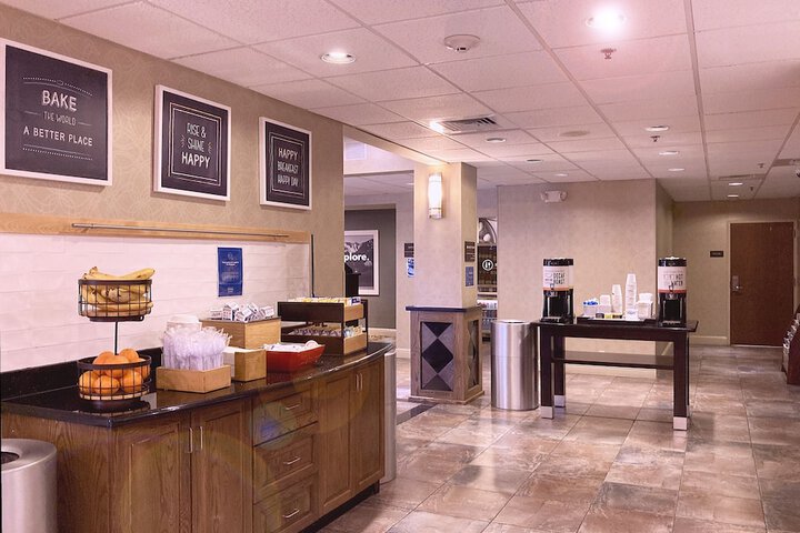Hampton Inn & Suites Carson City