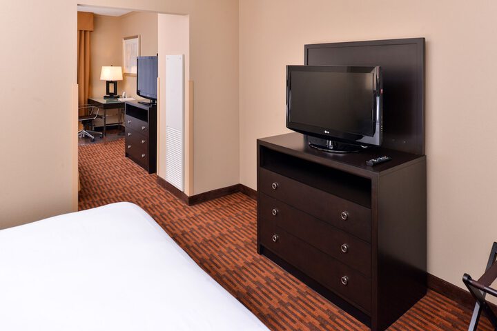 Room 42 of 68