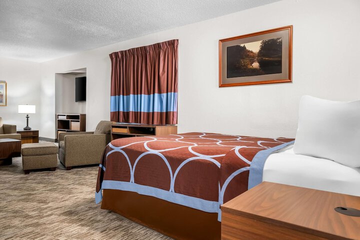 Super 8 by Wyndham Custer / Crazy Horse Area