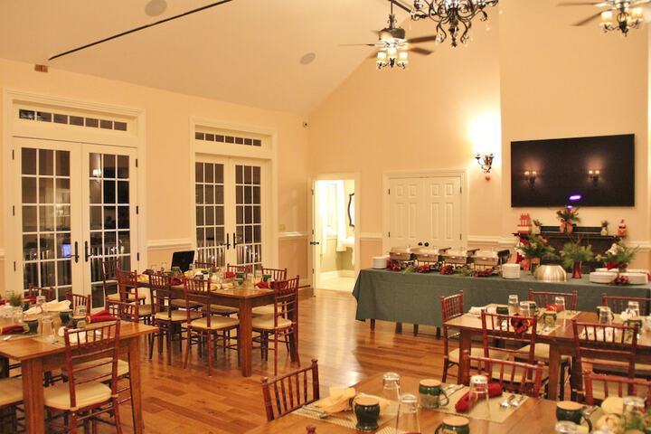 Dining 103 of 124