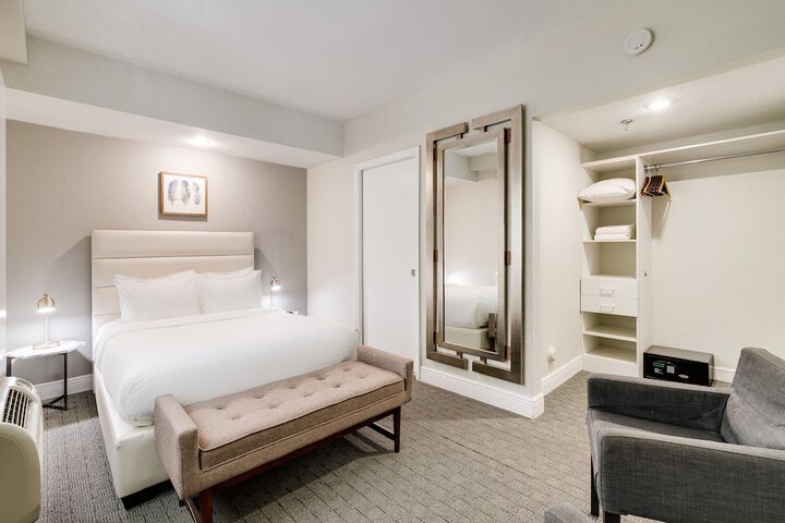 Room 54 of 88
