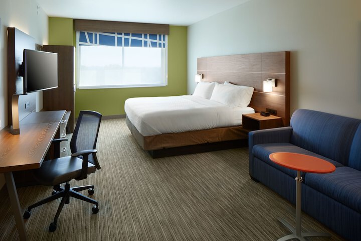 Room 15 of 31